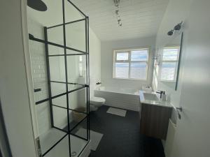 Vannituba majutusasutuses Skalarimi - Country House