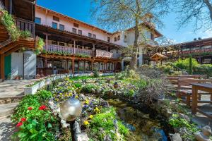 Gallery image of Hotel Izvora in Kranevo +32 photos