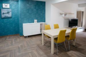 Apartamento La Plana的休息区