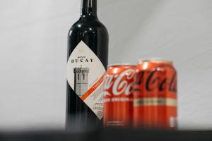 Apartamento La Plana的酒水
