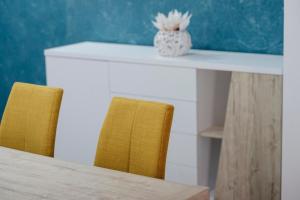 Apartamento La Plana的休息区
