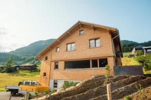 Nespecifikovaný výhled na hory nebo výhled na hory při pohledu z apartmánu