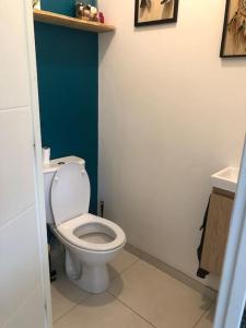 Photo de la galerie de l'établissement Maison Neuve à St-Thégonnec, à Saint-Thégonnec 26 autres photos