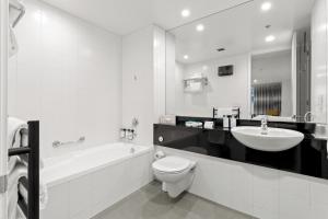 Phòng tắm tại Scenic Suites Queenstown