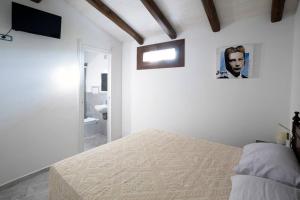 Afbeelding uit fotogalerij van Casa tipica nel borgo antico in Armungia +23 foto's