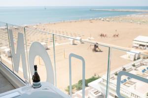 Vue générale sur la mer ou vue sur la mer prise depuis l'hôtel