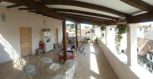 Restaurace v ubytování Banica Apartments & Rooms