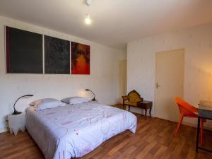 Lova arba lovos apgyvendinimo įstaigoje Appartement Périgueux, 3 pièces, 4 personnes - FR-1-616-326