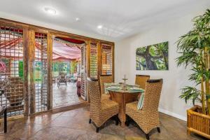 Φωτογραφία από το άλμπουμ του Bali House in Palm Beach w/ Gorgeous Htd Pool σε Lake Worth