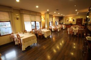 Gallery image of Hostal Restaurante Méndez in Villafranca del Bierzo