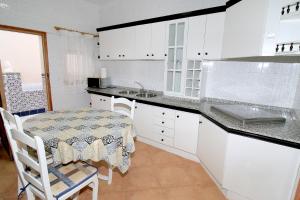 Kuchyňa alebo kuchynka v ubytovaní Chalet Completo Luna de Carboneras