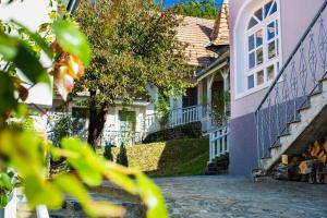 Budova, kde se bed and breakfast nachází