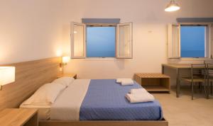 Gallery image of Socrates Apartmens & Restaurant in Milatos