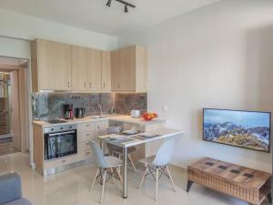 Renovated apartment 2 -Platanias tesisinde mutfak veya mini mutfak