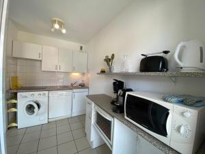 Dapur atau dapur kecil di Appartement Vieux-Boucau-les-Bains, 3 pièces, 6 personnes - FR-1-379-75