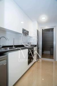 Fotografia z galérie ubytovania Casa Yani Ivan Luxury Homes 3ªPta Sur 1ªLínea v destinácii Oropesa del Mar