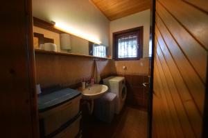 Ένα μπάνιο στο Villa Hota Sarajevo +27 φωτογραφίες