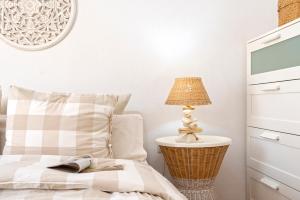 Posedenie v ubytovaní CITY CENTER AND NEXT TO THE BEACH 3 BEDROOMs