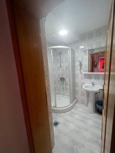 Koupelna v ubytování Villa Ajša + 21 fotografií