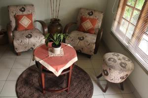 Istumisnurk majutusasutuses Bed and Breakfast Tomang