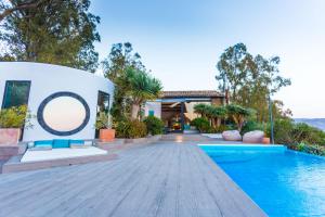 Bazén v ubytovaní Villa Tarifa Lodge alebo v jeho blízkosti