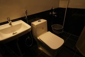 ห้องน้ำของ Casa de Selas - SUITE ROOM WITH BALCONY VIEW