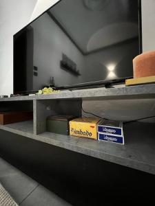 TV a/nebo společenská místnost v ubytování Beautiful Apartment in Corfu