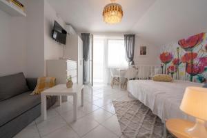 Posezení v ubytování L'infini Sea View apartments Zubovići