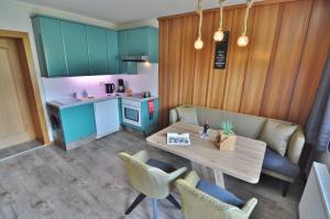 Dapur atau dapur kecil di Pension & Apartments Weissbriach