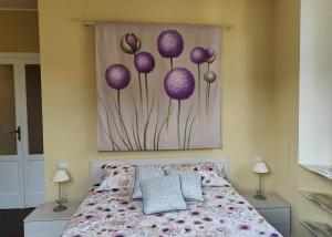 Postel nebo postele na pokoji v ubytování Elegant Sweet Apt Cernobbio Centro
