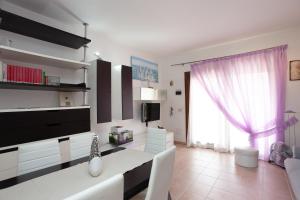 Η κουζίνα ή μικρή κουζίνα στο Villino Funtana 2