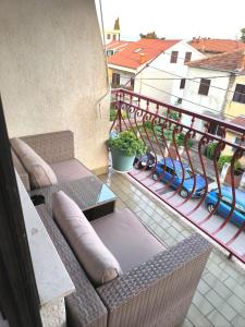 Un balcón o terraza de Apartment View