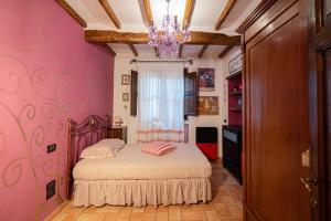 Postel nebo postele na pokoji v ubytování Pace e Relax, Wonderful Villa, Versilia sea view
