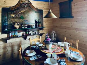 the country house内部或周边提供的食物