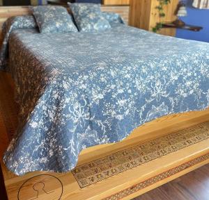 Hotel rural reina Berta客房内的一张或多张床位