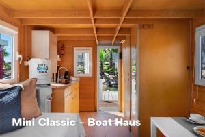 拉利内阿-德拉康塞普西翁Boat Haus - Casas Flotantes frente a Gibraltar的相册照片