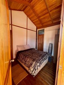 Ranch Los Pinos Vichayito客房内的一张或多张床位