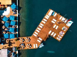 an aerial view of a cruise ship in the water at Torbahan Hotel in Torba