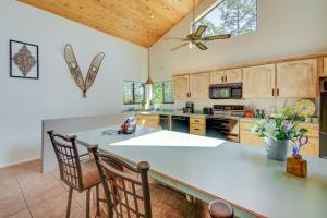 Gallery image of Prescott Cabin Rental Game Room and Mountain Views! in Prescott