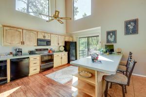 Gallery image of Prescott Cabin Rental Game Room and Mountain Views! in Prescott