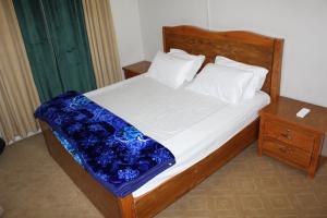 Gallery image of 4 Kanal Entire Private Guest House with 2 Bedrooms attached Bathrooms and Kitchen and Lawn in Bālākot