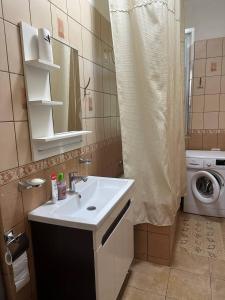 ห้องน้ำของ Затишна двокімнатна квартира в самому серці Ужгорода