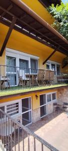 En balkon eller terrasse på Levendula apartmanház