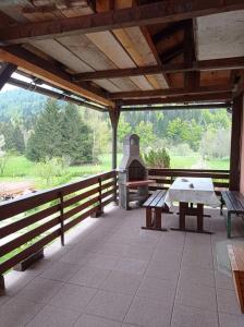 Balkón nebo terasa v ubytování Apartman Rozmari + 2 fotografie