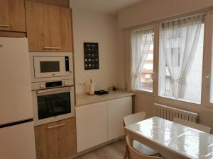Kuchyň nebo kuchyňský kout v ubytování Playa Home Noja
