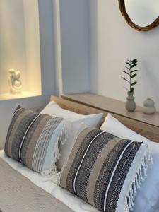 Postel nebo postele na pokoji v ubytování Calm Joy & J - Bee