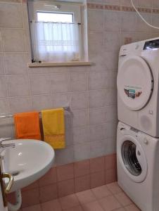 Fotografie z fotogalerie ubytování Apartma Oljka Pomjan v destinaci Šmarje