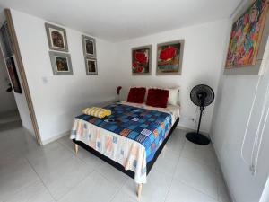 Фотография из галереи 407 BONITO APARTAESTUDIO en CAMPUS 67 в городе Ибаге +28 фотографий