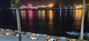 酒店附近的河景