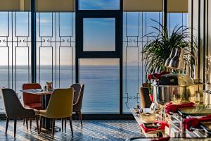 Üldine merevaade või majutusasutusest Peninsula Hotel Danang pildistatud vaade